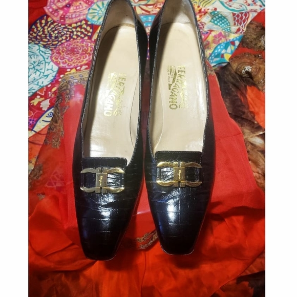 Salvatore Ferragamo Shoes - Salvatore Ferragamo Alligator Logo Heels